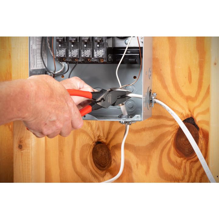 Image of Dipped Handle Linesman Fish Tape Pullers - Crescent
