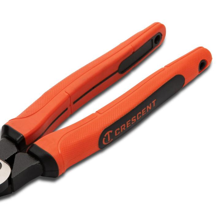 Crescent Z20508CG-06 8 Z2 Lineman's Plier Cushion Grip with a close up view of thehandles on a white background